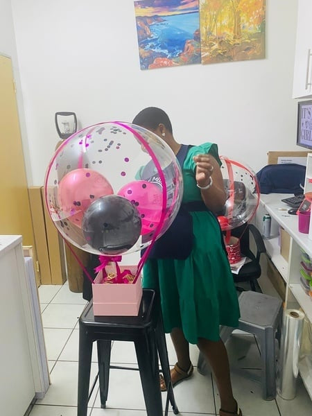 Personalized Balloons and Gift Hamper Decoration Course