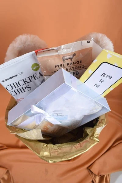 Mom To Be Personalized Hamper