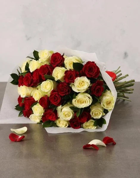 Queen of Hearts Rose Bouquet