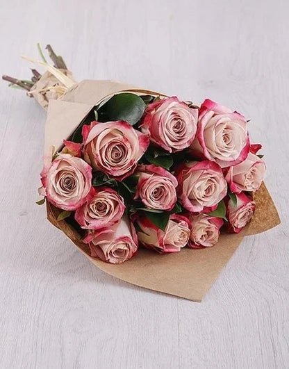 Rose Bouquet in Craft paper