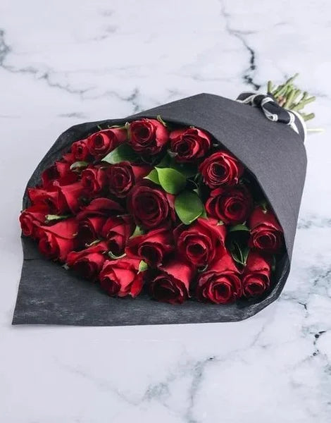 Seductive Red Roses with Gyp