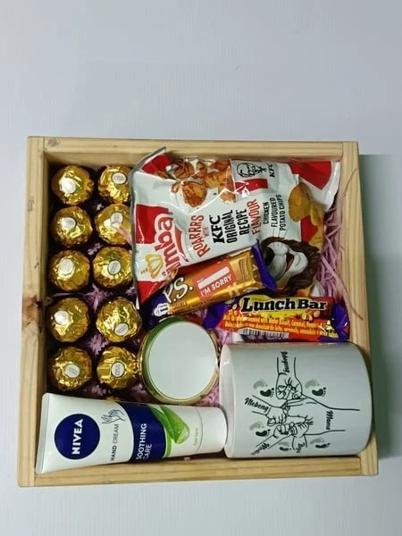 "Pamper & Indulge" Gift Hamper