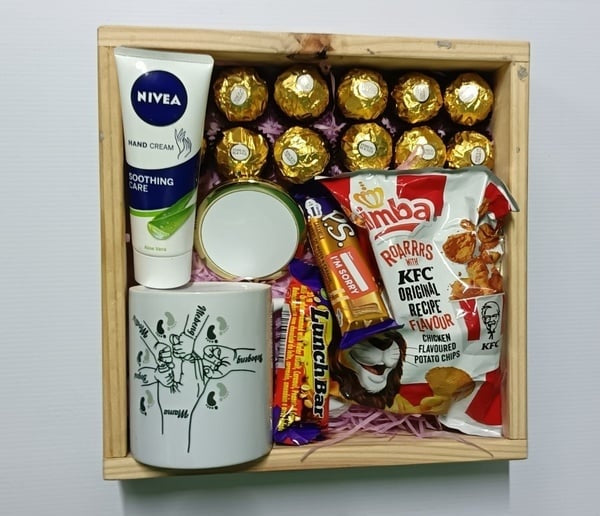 "Pamper & Indulge" Gift Hamper