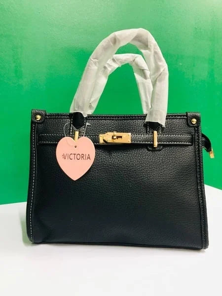 Shoulder Bag – Effortless Style and Everyday Function